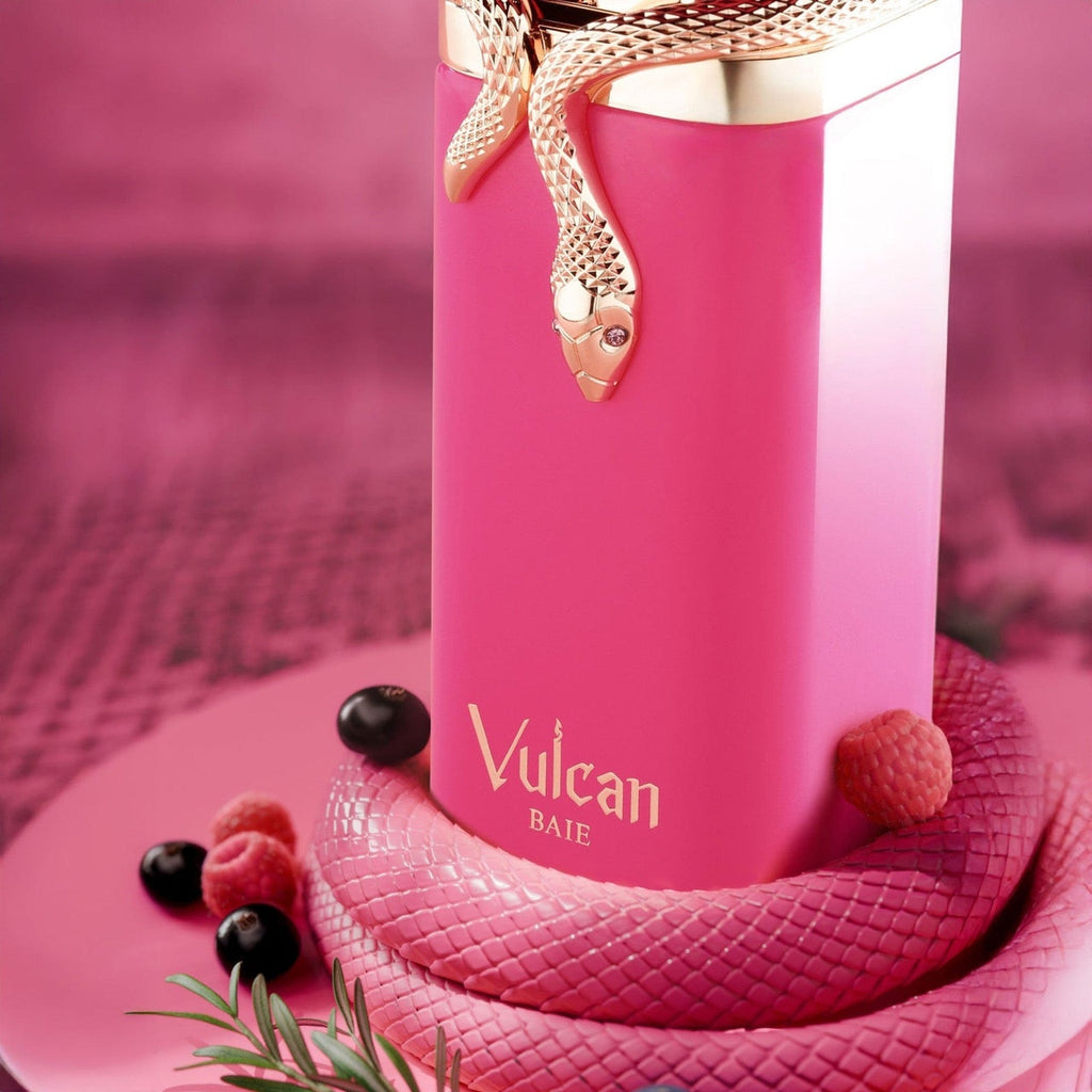 French Avenue Vulcan Baie EDP | Kühnster Dunkler Beeren Duft 2025 | Brombeere Himbeere Vodka Maiglöckchen – Verführerisches Signature Damenparfüm 100ml